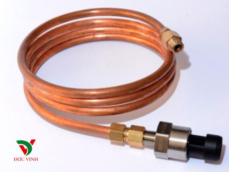 Kiểm tra gas lạnh và ống đồng